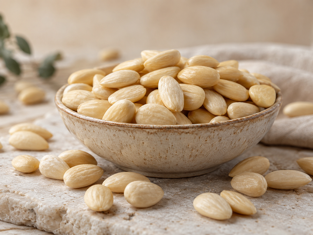Peeled almonds chosen for Dolci Aveja pastries